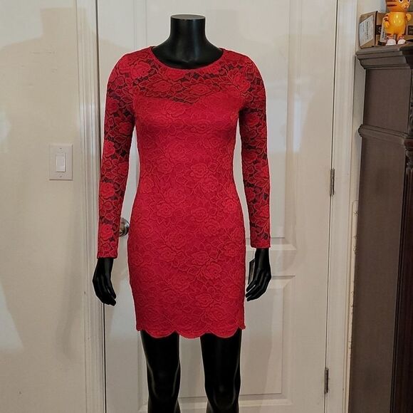 BRAND NEW IZ BYER LONG SLEEVES RED LACE MINI DRESS - Picture 4 of 14